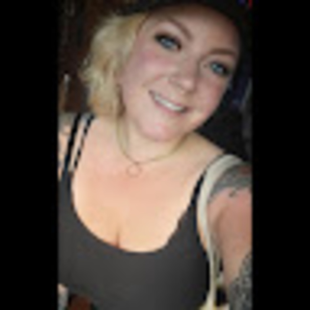 Meet your Posher, Tesslyn